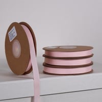 شرائط بيكا رفيع وردي ثلجي (16 متر)