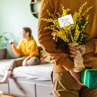 حامل الكروت ستيل ذهبي دائري ( 10 حبات )