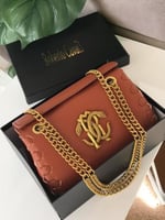 روبيرتو كافالي