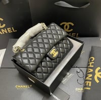 شنط شانيل كلاسيك