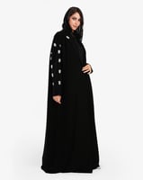 L065- عباية كريب كرستالات