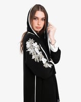 L020- عباية كريب تطريز