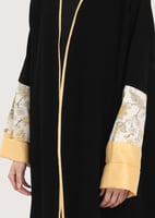 L242 -عباية كريب-زهر اصفر