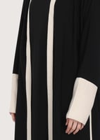 L228 - عباية يومية أسود