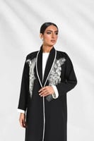 L069-عباية كريب اسود-تطريز