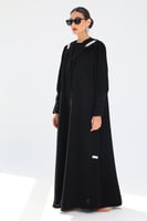 L145- عباية كريب كرستالات