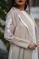 L018- عباية لنن بيج تطريز