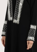 L298-كريب أسود- تطريز