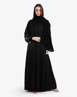 L094 -عباية أسود حرير مغسول - تطريز .