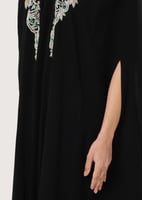 L306 - كيب أسود- تطريز