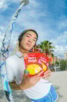 إي إم إس، جوارب، رقائق البطاطس المالحة، أحمر