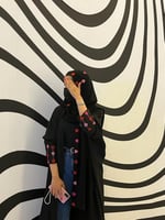 عباية قلوب مطرزة يدويا مع الطرحة