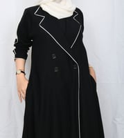 عباية موديل رسمي بأطراف ملونة