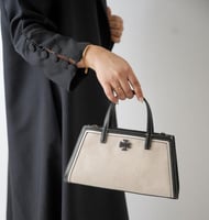 شنطة توري بورش