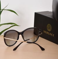 نظارة فرزاتشي