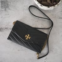 شنطة توري بورش