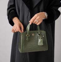 شنطة مايكل كورس