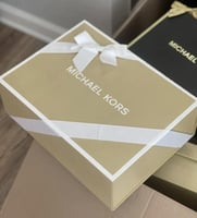 بوكس مايكل كورس