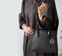 شنطة مايكل كورس