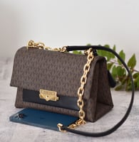 شنطة مايكل كورس