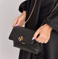 شنطة توري بورش