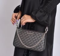 شنطة مايكل كورس