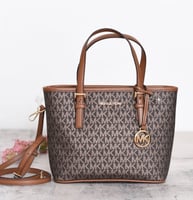 شنطة مايكل كورس