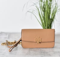 شنطة توري بورش