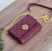 شنطة توري بورش