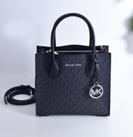 شنطة مايكل كورس