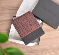 محفظة ماركة فالنتينو