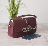 شنطة مايكل كورس