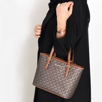 شنطة مايكل كورس