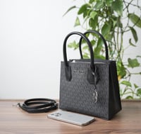 شنطة مايكل كورس