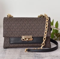 شنطة مايكل كورس