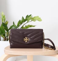 شنطة توري بورش