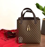 كارولينا هيريرا