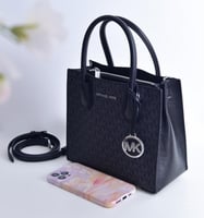 شنطة مايكل كورس