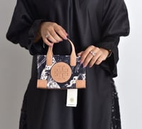 شنطة توري بورش