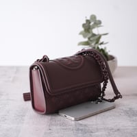 شنطة توري بورش