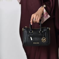 شنطة مايكل كورس