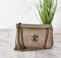 شنطة روبرتو كفالي