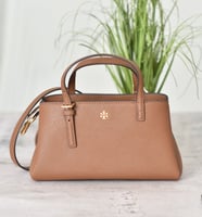 شنطة توري بورش