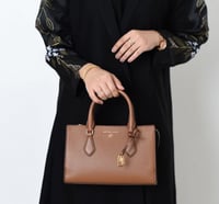 شنطة مايكل كورس