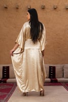 جلابية بيج ساتان فاخر | سيزون