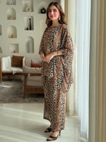 طقم شيفون بطبعة مميزة