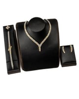 طقم زركون كبير