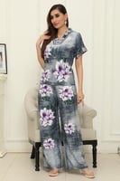 طقم بطبعة ورد