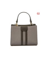 شنطه نسائي سيزون