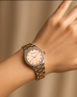 ساعة نسائية سيزون باطار مرصع بالكرستال